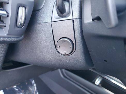 New 2026 Lincoln Corsair Premiere image 15