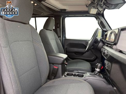 Certified 2025 Jeep Wrangler Sport S image 15