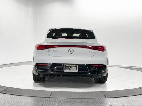 Used 2023 Mercedes-Benz EQE 500 4MATIC Sedan w/ Pinnacle Trim Package image 30