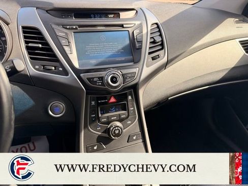 Used 2014 Hyundai Elantra Limited w/ Option Group 03 image 9