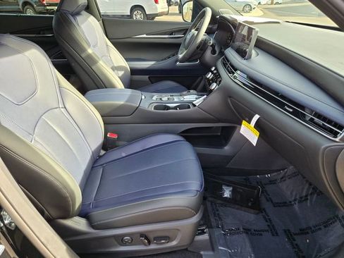 New 2026 INFINITI QX60 Sport image 22