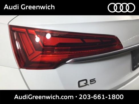 Used 2022 Audi Q5 2.0T Premium w/ Convenience Package AWD/4WD image 29