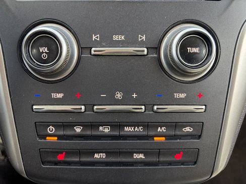 Used 2015 Lincoln MKC AWD w/ Equipment Group 101A Select image 21