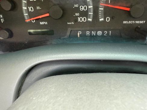 Used 2002 Ford F150 Lariat image 13