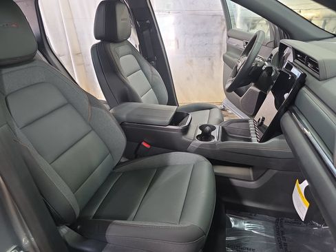 New 2026 GMC Terrain AT4 w/ Convenience Package III AWD/4WD image 10