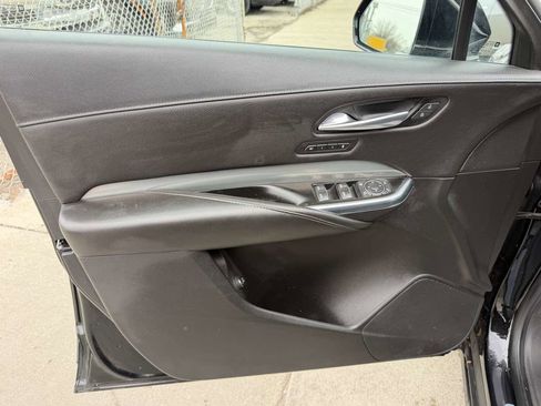 Used 2019 Cadillac XT4 Premium Luxury image 10