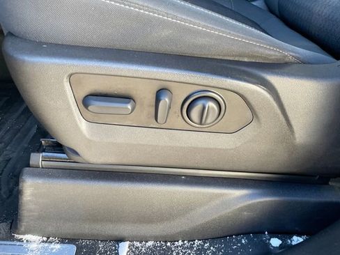 Certified 2022 GMC Sierra 2500 SLE w/ SLE Convenience Package image 39