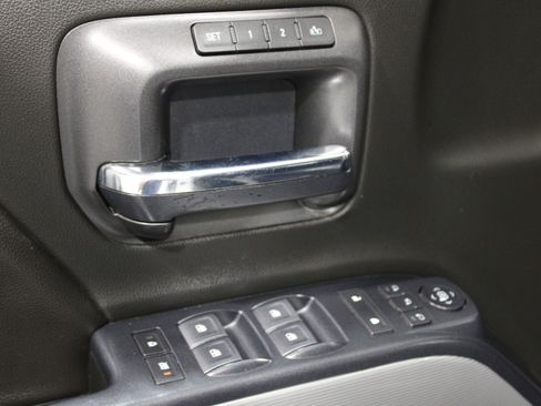 Used 2019 Chevrolet Silverado 2500 LTZ w/ Duramax Plus Package image 7