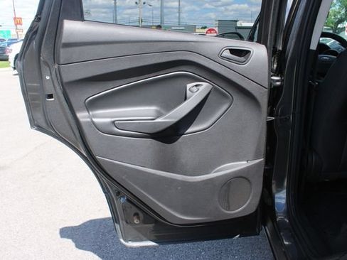 Used 2017 Ford Escape S FWD image 27