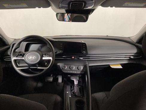 New 2026 Hyundai Elantra SE FWD image 22