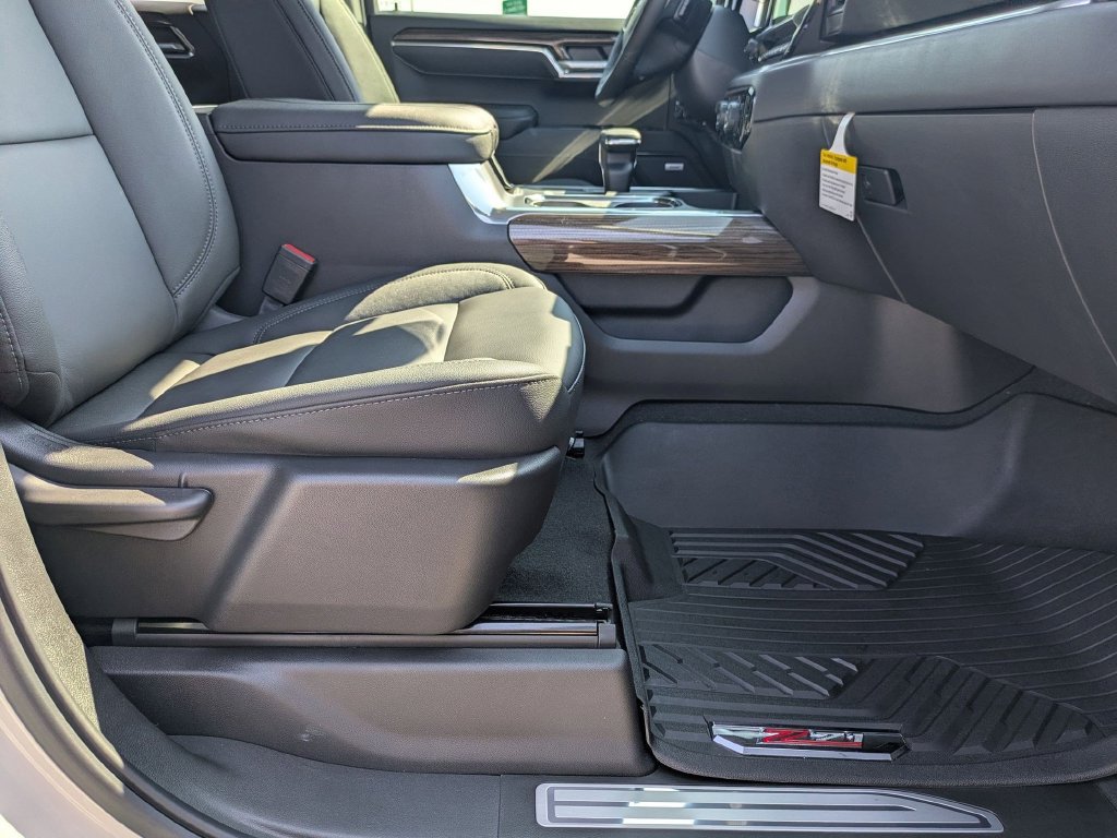 New 2026 Chevrolet Silverado 1500 RST w/ RST All Star Premium Package AWD/4WD image 39