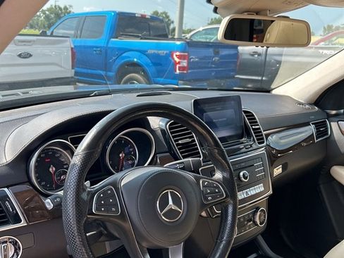 Used 2019 Mercedes-Benz GLS 450 4MATIC image 12