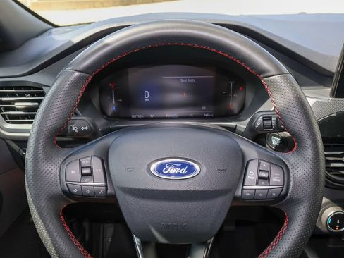 Used 2025 Ford Escape ST-Line Select AWD/4WD image 22