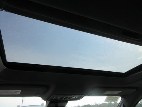 New 2026 GMC Sierra 2500 Denali w/ Denali Reserve Package image 16