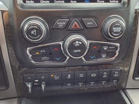 Used 2018 RAM 2500 Limited AWD/4WD image 9
