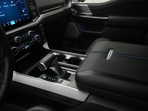 Used 2024 Ford F150 Platinum w/ FX4 Off-Road Package image 15
