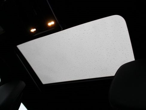 Used 2024 Mercedes-Benz C 300 Sedan image 20