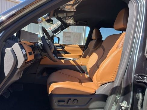 New 2026 Nissan Armada SL w/ Captain's Chari Seat Package image 29