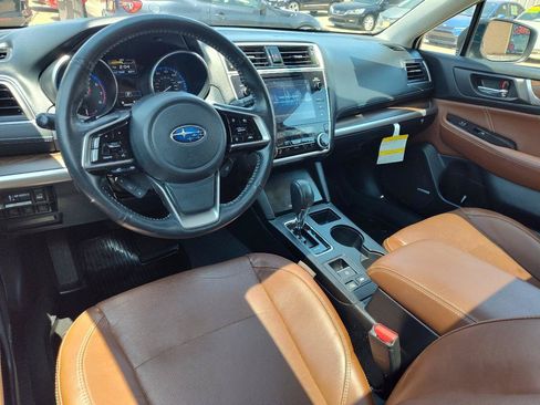 Used 2019 Subaru Outback 2.5i Touring w/ Popular Package #3A AWD/4WD image 30