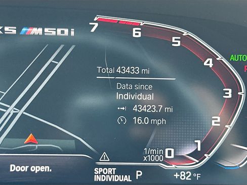 Used 2021 BMW X5 M50i w/ Premium Package AWD/4WD image 12