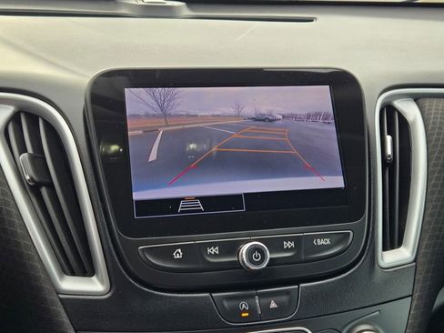 Used 2023 Chevrolet Malibu LT image 24