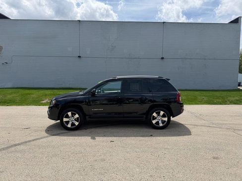 Used 2016 Jeep Compass High Altitude AWD/4WD image 4