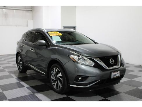 Used 2018 Nissan Murano Platinum w/ Cargo Package image 3