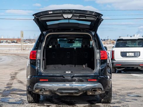 Used 2017 GMC Acadia Denali image 11