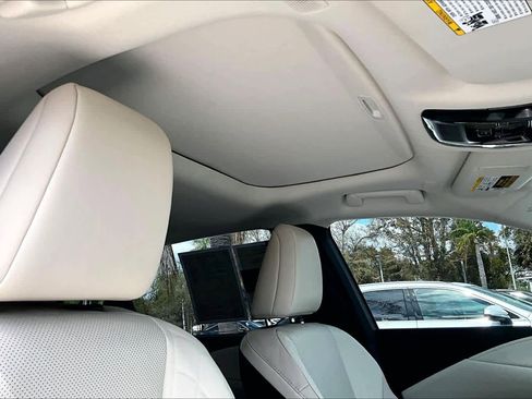 Used 2024 Lexus RX 350 Premium image 13