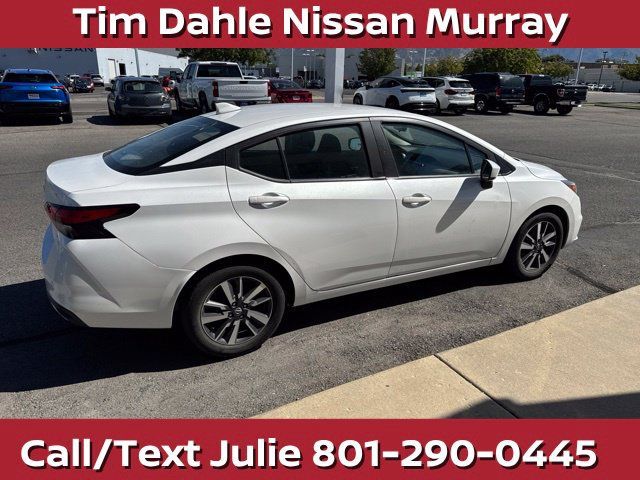 Used 2022 Nissan Versa SV FWD image 26