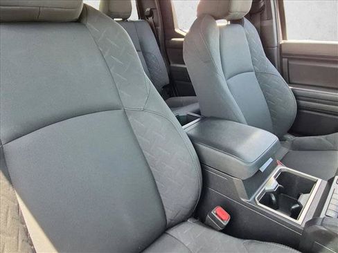 Used 2024 Toyota Tacoma SR5 RWD image 18