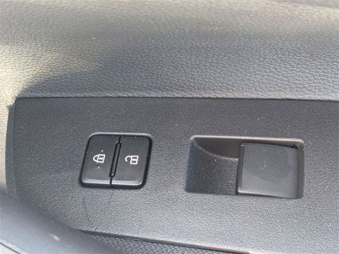 Certified 2025 Toyota Corolla LE image 30