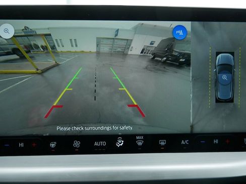 Certified 2024 Ford Escape Platinum image 20