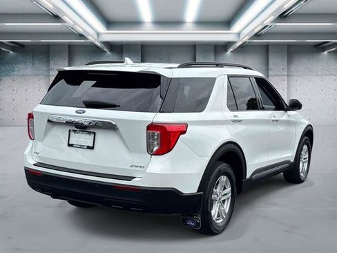 Certified 2023 Ford Explorer XLT AWD/4WD image 4