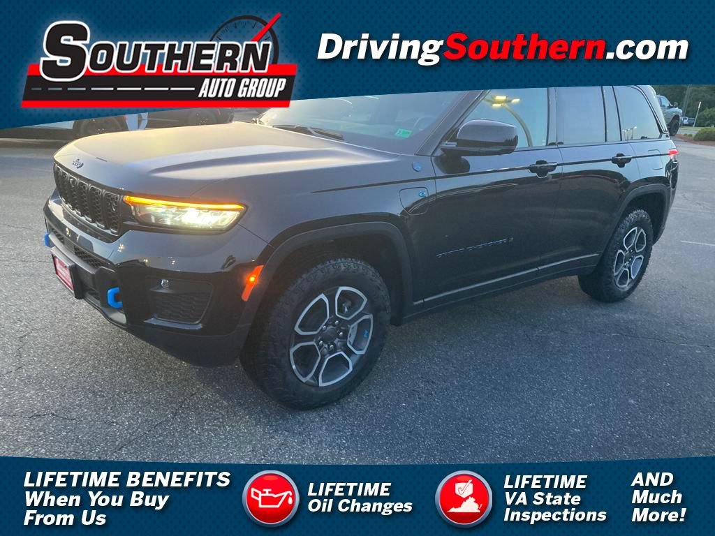 New 2024 Jeep Grand Cherokee Trailhawk w/ Advanced Protech Group II AWD/4WD 360° Tour
