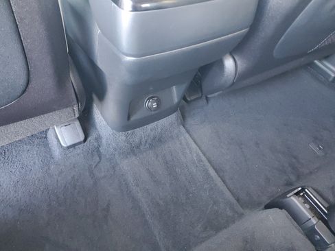 Certified 2024 Kia Telluride SX image 30