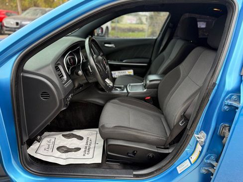 Used 2015 Dodge Charger R/T image 7