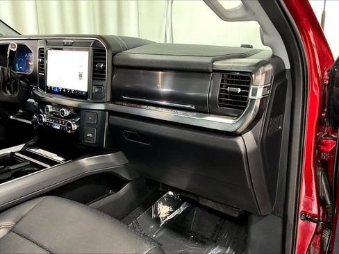 Certified 2025 Ford F250 Lariat w/ Black Appearance Package AWD/4WD image 16