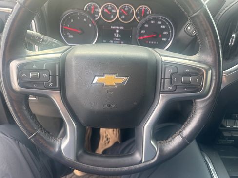 Used 2022 Chevrolet Silverado 2500 LTZ image 23