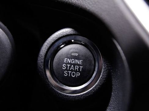 Used 2023 Subaru Forester Premium image 30