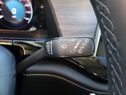 New 2026 Volkswagen Atlas SEL Premium R-Line image 40