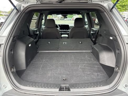 Used 2025 Chevrolet Equinox LT FWD image 30