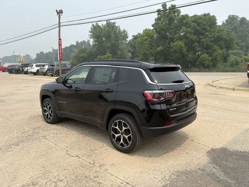 New 2026 Jeep Compass Limited AWD/4WD image 6