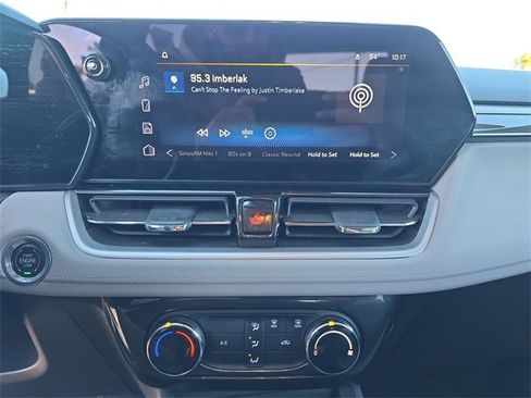 Used 2025 Chevrolet TrailBlazer LT image 24