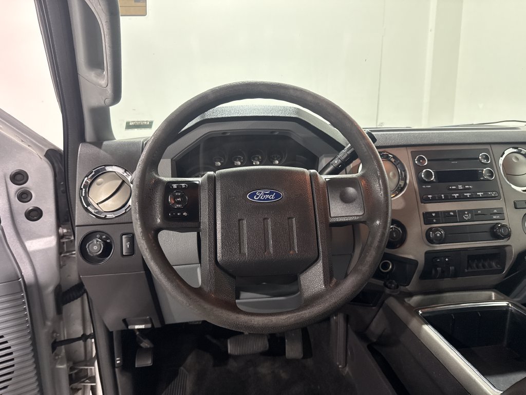 Used 2012 Ford F250 XLT w/ Snow Plow Prep Pkg AWD/4WD image 3