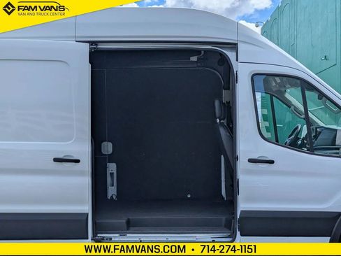 Used 2023 Ford Transit 250 148 High Roof AWD w/ Load Area Protection Package image 9