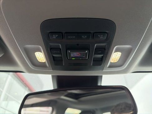 Used 2023 Toyota Camry XSE image 28