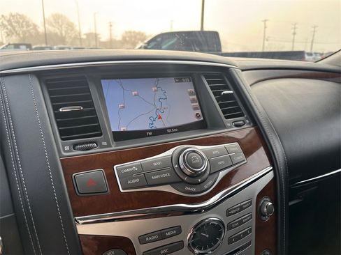 Used 2019 INFINITI QX80 Luxe w/ All-Season Package image 22