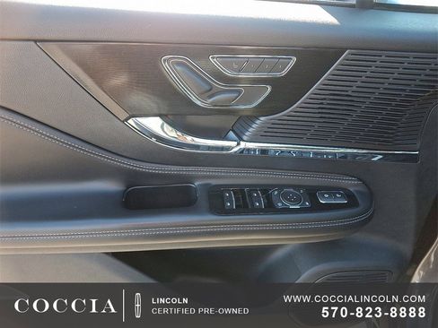 Certified 2022 Lincoln Corsair AWD w/ Equipment Group 101A image 12