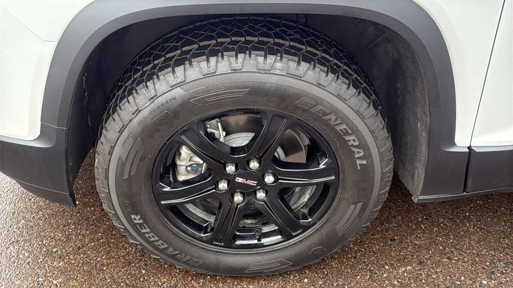 Used 2021 GMC Acadia AT4 w/ GMC Pro Grade Package AWD/4WD image 10
